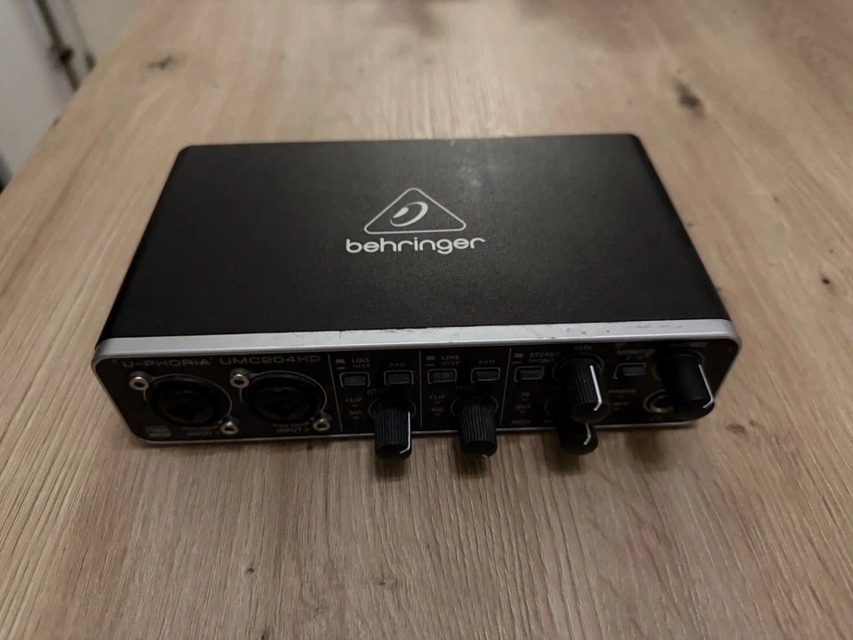 Rode Procaster + Behringer UMC204HD U-Phoria Audio Interface - Bild 3 von 4