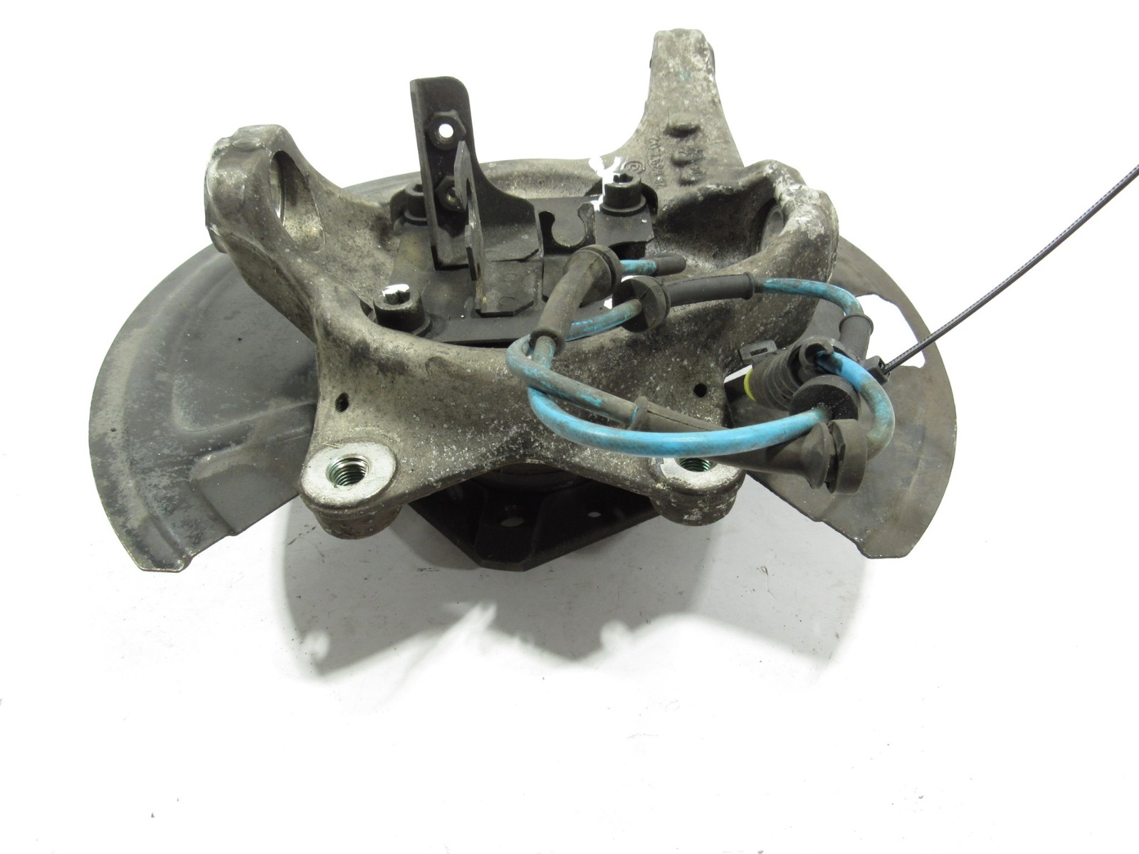 02-06 Maserati Coupe GT 2004 4.2L RWD Front Right Wheel Spindle Knuckle Hub |