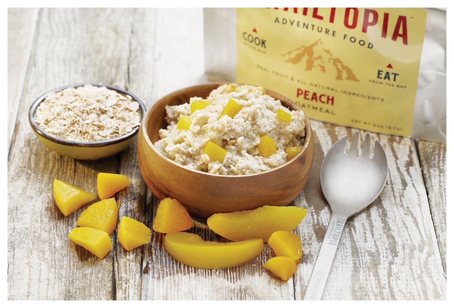 Овсяная каша с персиками Trailtopia | Безглютеновое питательное блюдо с настоящими фруктами