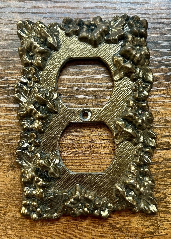 Vintage Mid Century Brass Gold Metal Floral Design Switch Plate & Outlet Plate - Image 2 of 4