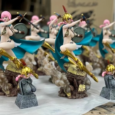 HINAMI Studio One Piece Rebecca Resin Statue in stock H26cm Collection