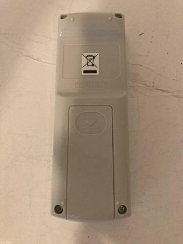 NEC RD-423E Projector Remote Control - Picture 3 of 3