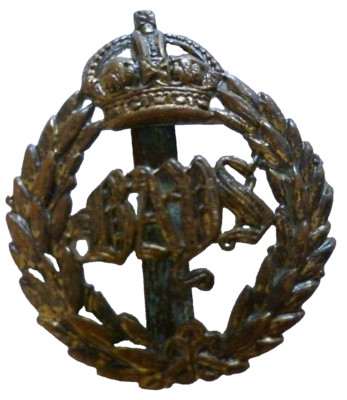 2nd Dragoon Guards Queen's Bays Mützenabzeichen KC Original