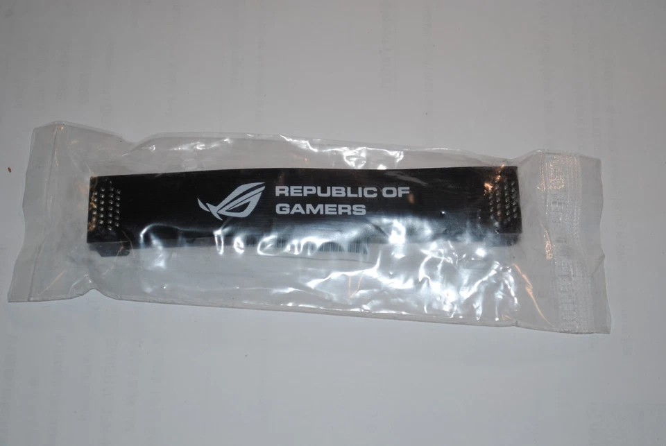 ASUS , nVIDIA, MSI GeForce Flexible SLi Bridge Ribbon Cable Connector - Image 2 of 3