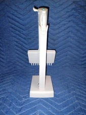 LABSYSTEMS FINNPIPETTE ELECTRONIC PIPETTE 50ul, Charger