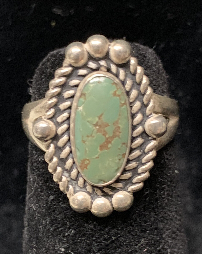Wonderful Vintage Native American Navajo Royston Turquoise Sterling Silver Ring Wonderful Vintage Native American Navajo Royston Turquoise Sterling Silver Ring