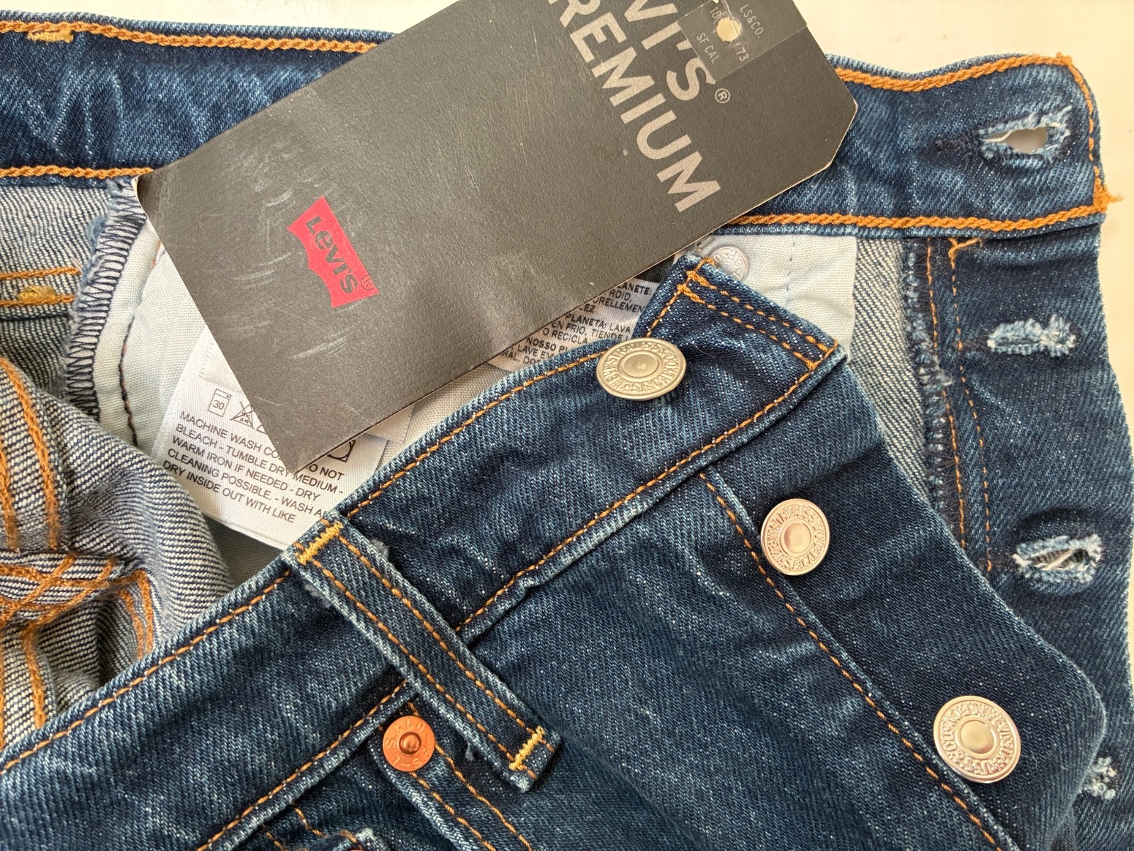 Women's Levis Premium Jeans Ribcage Ankle Straight Blue Denim - Button Fly 30/29 thumbnail 4