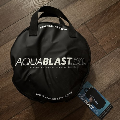#ad AquaBLAST 20L Portable Fitness and Punching Bag for Swimming Pools $95.00