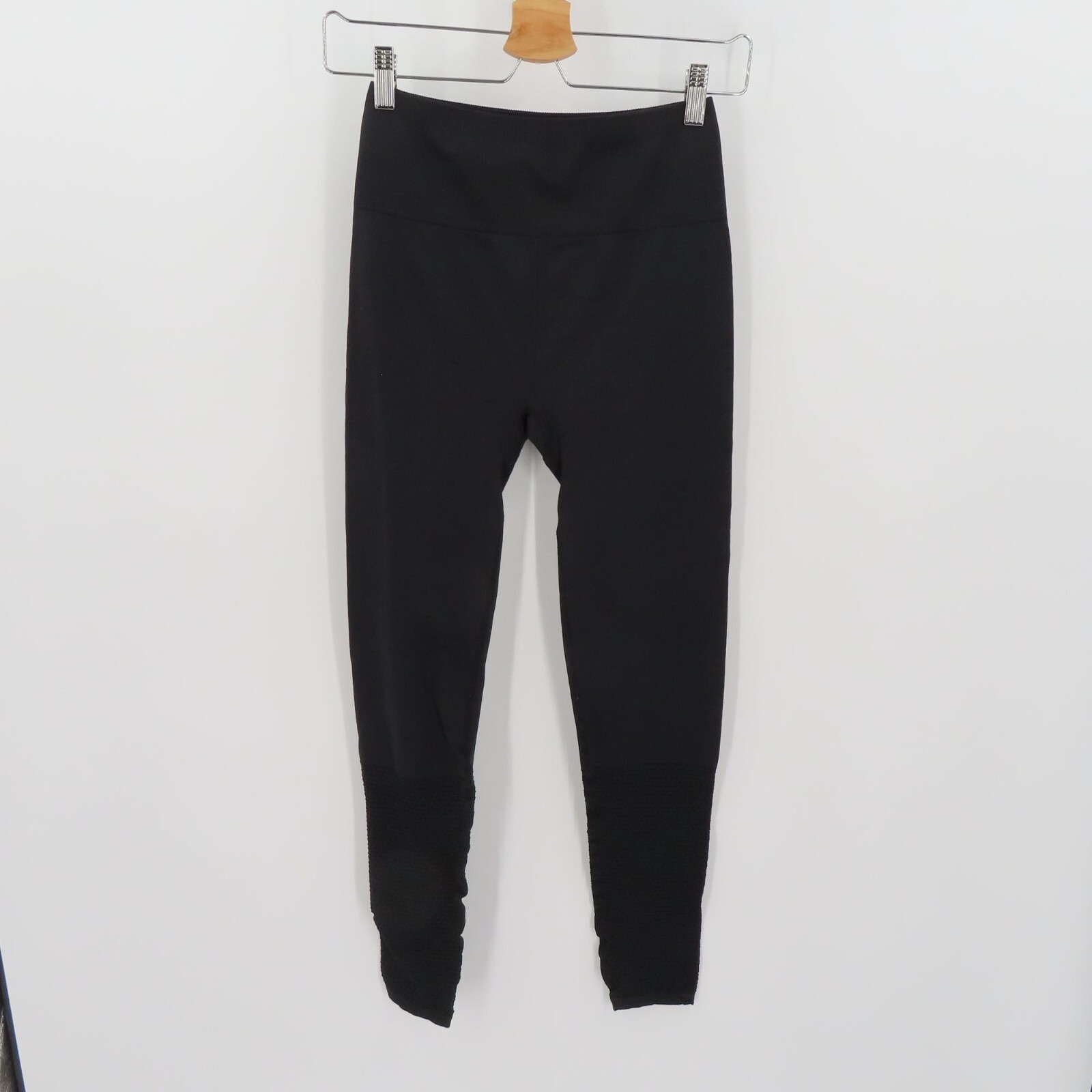 Fabletics Women Small Solid Black Perforated Calf… - image 13