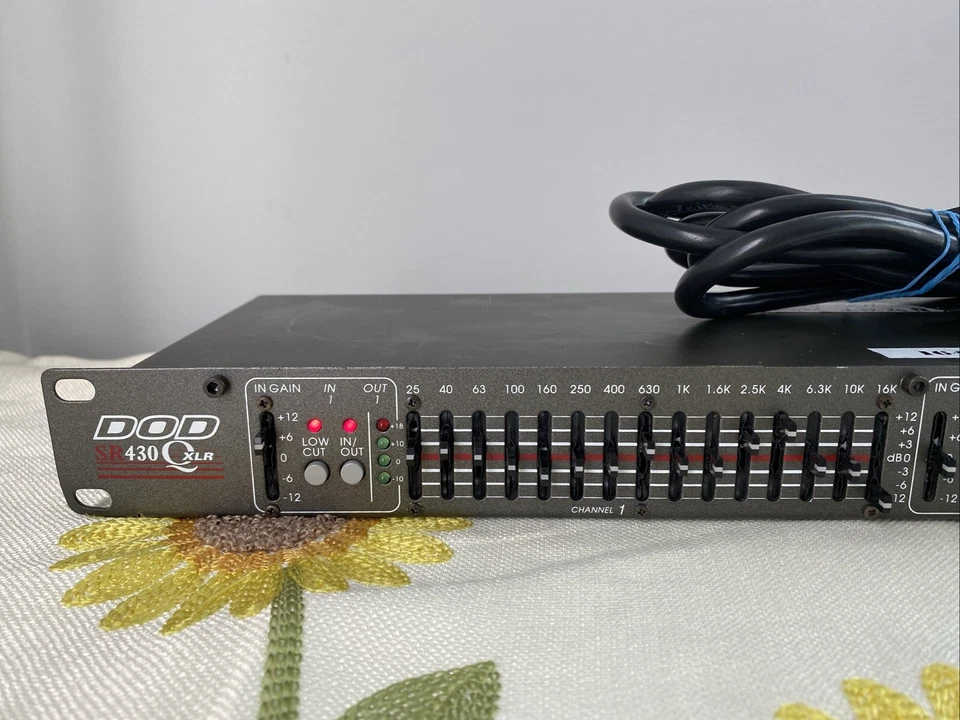 DOD by Harman SR430 Dual 15-Band Professional Equalizer EQ Used n Good Condition - Image 3 of 4