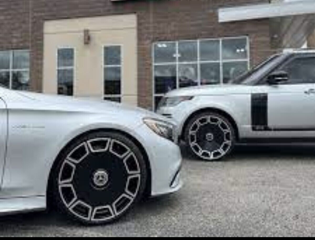 24" inch Giovanna Sicily Black Machine Wheels Bentley Bentayga G550 G63 Gwagon