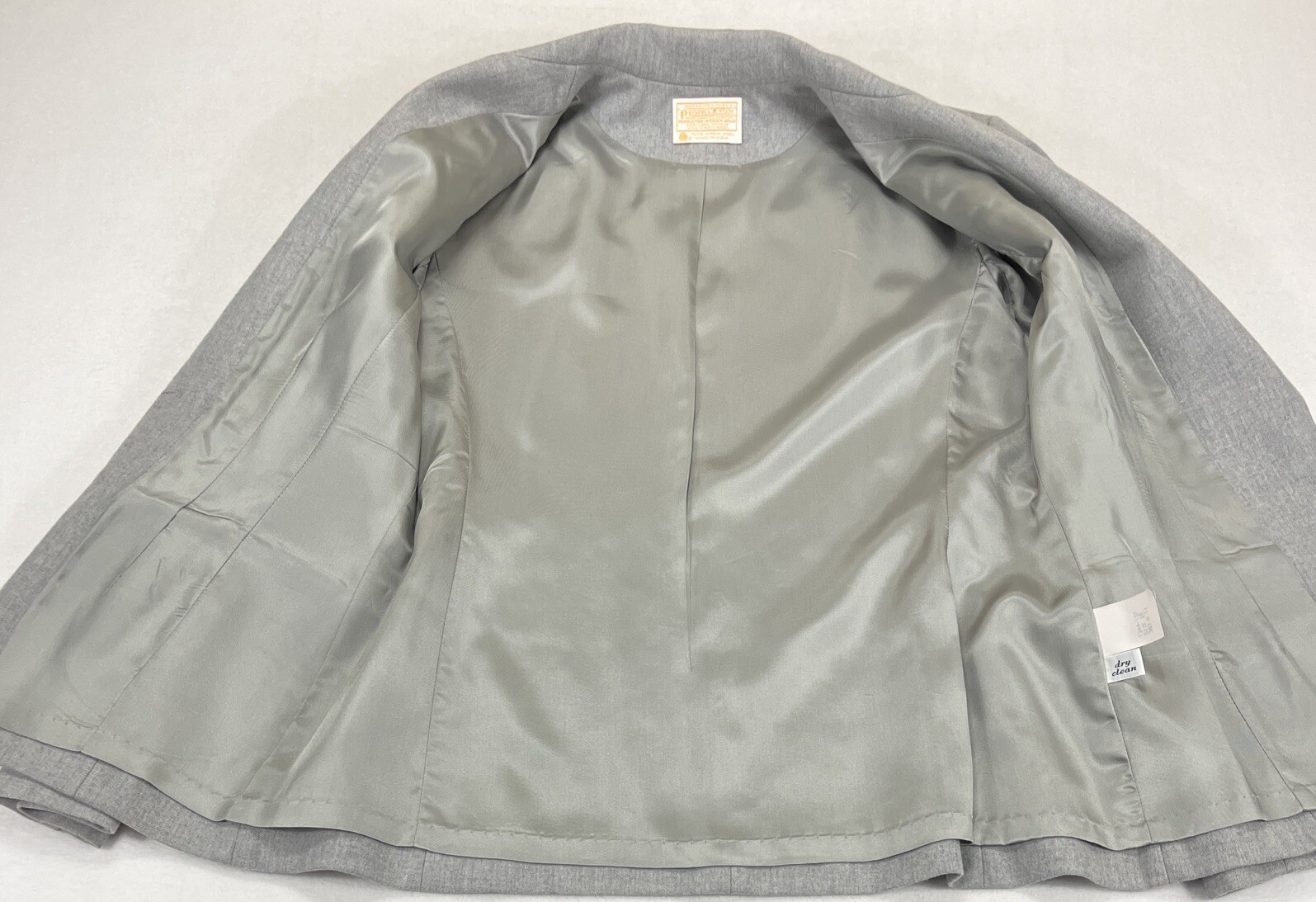 VTG Pendleton Gray Virgin Wool 2 Button Lined Bla… - image 8