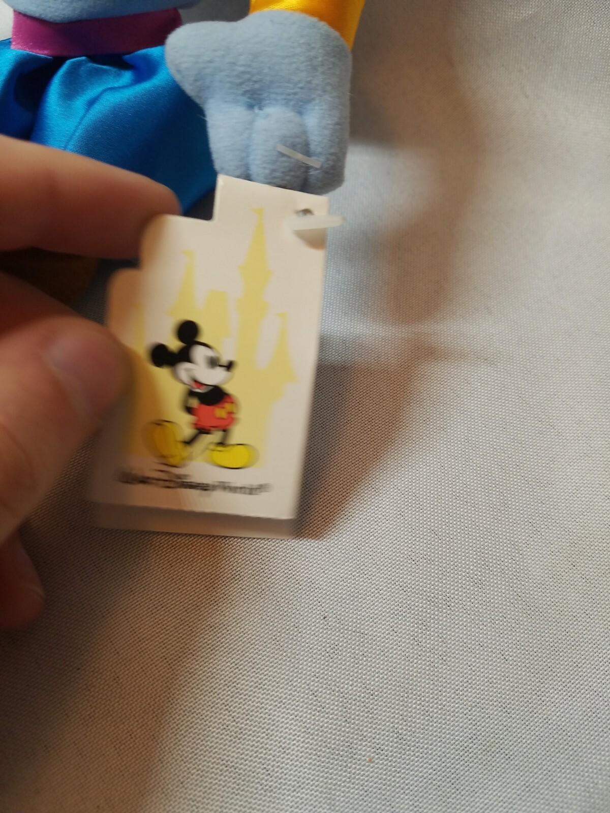 Picture 2 of 4