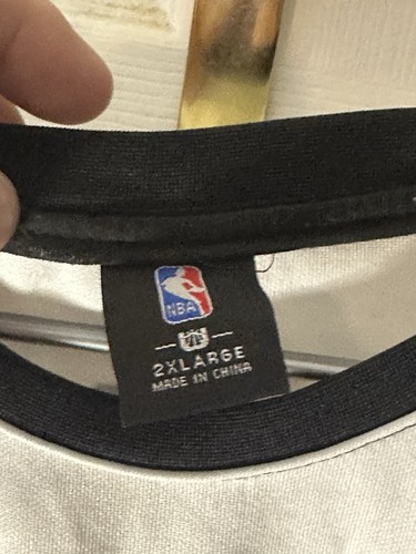 Vintage Chicago Bulls NBA est. 1966 Shirt All Over Print Graffiti Rap sz 2XL - Picture 6 of 6