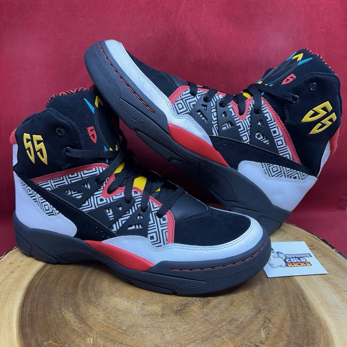 Adidas Mutombo OG 2013 White Black Red Q33018 Size 11 Atlanta