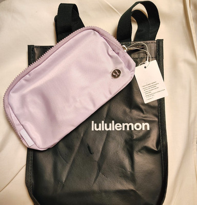 Lululemon Everywhere Belt Bag - Light Purple / Lavender - 1L