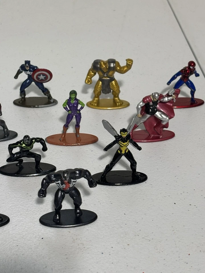 Lot of 18 Marvel Metal Figs Nano Mini Diecast Figures by Jada Toys - Image 2 of 4