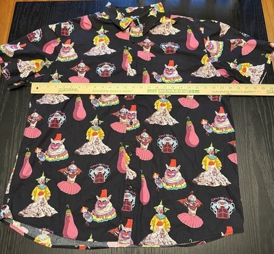 Middle of Beyond | Killer Klowns From Outer Space |  Button-Up Shirt | Size  2XL