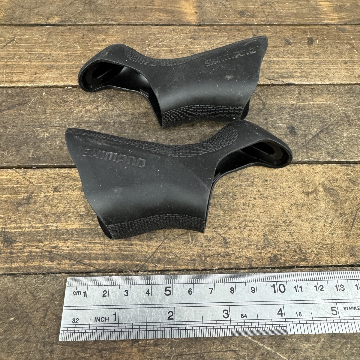 Shimano Ultegra Di2 ST-6770 Lever Hoods NOS Covers Pair Black 50g