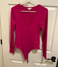 bar III Women's Ribbed Stretch V-Neck Long Sleeve Bodysuit Solid Pink M