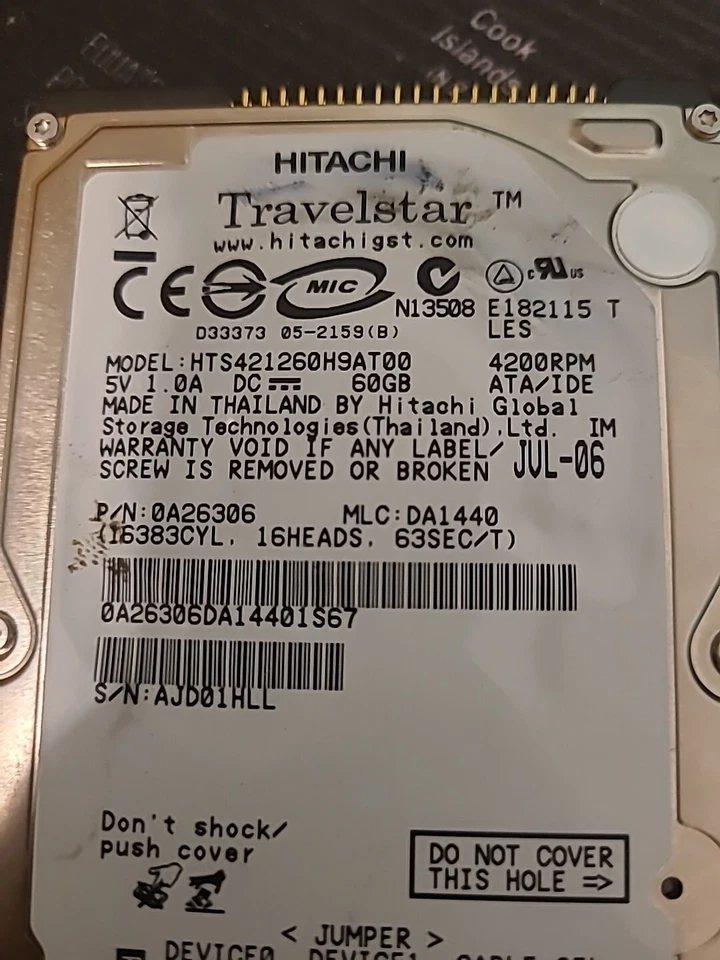 60 GB IDE Hitachi Travelstar HTS421260H9AT00 ATA/IDE 4200rpm 8MB 2,5" Festplatte - Bild 2 von 4