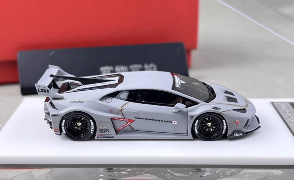 1:64 Flame Grey Huracan GT LP610 LBWK Racing Sport Model
