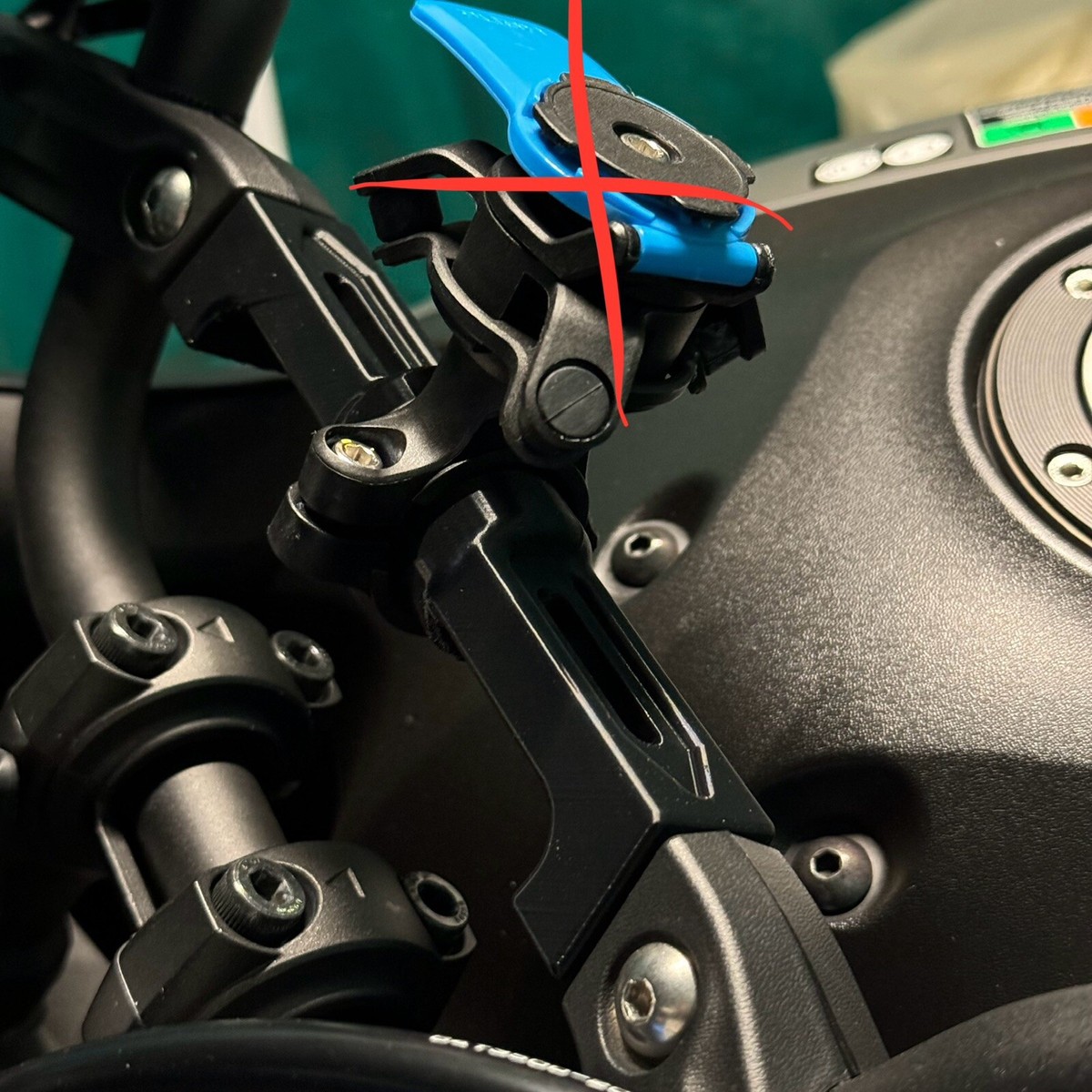 Supporto GPS Per Moto Yamaha MT-07 / Tracer 7 – Staffa In Alluminio CNC Per Smartphone (12/22mm, Nero)