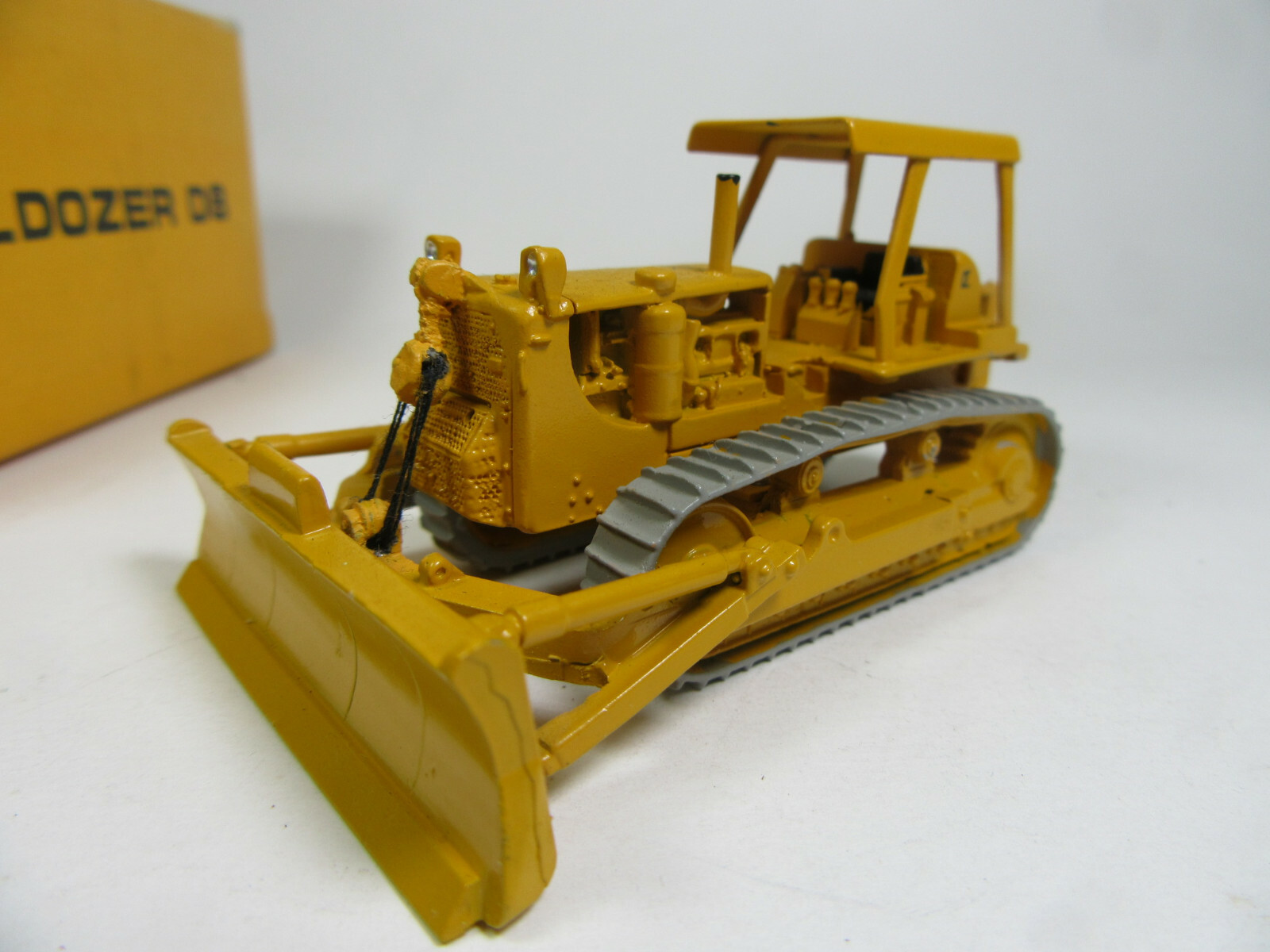 Overland Models OMI USA Caterpillar Bulldozer D8 Brass Model Overland Models OMI USA Caterpillar Bulldozer D8 Brass Model