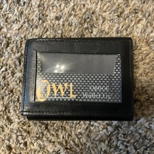 NWOT Men  s Gen. Leather Tri Fold Wallet/Black/Zipper Compart/Roomy/Light/slim Se