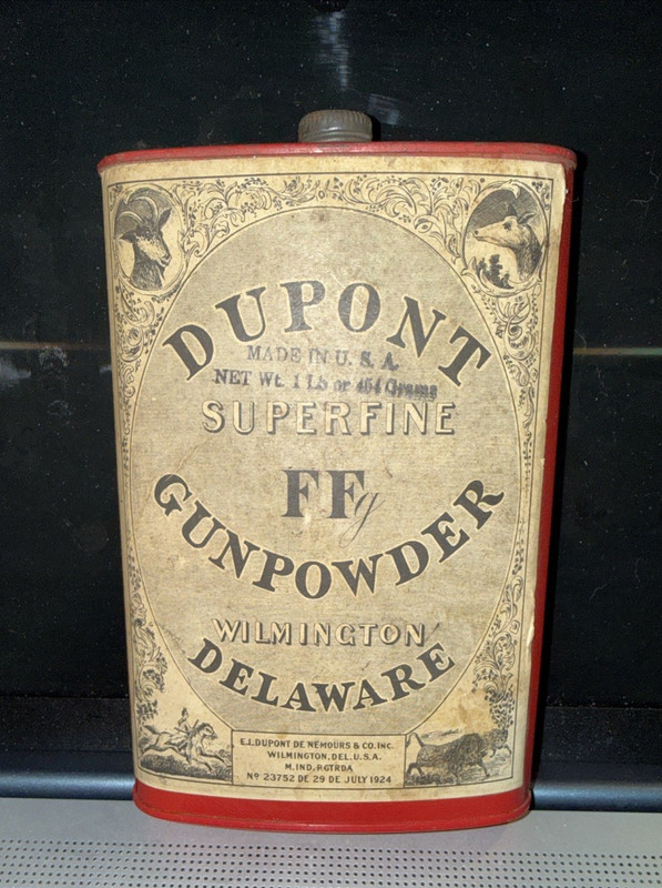 Vintage Dupont Superfine FF Gunpowder Tin w/Screw Top Patient 1924