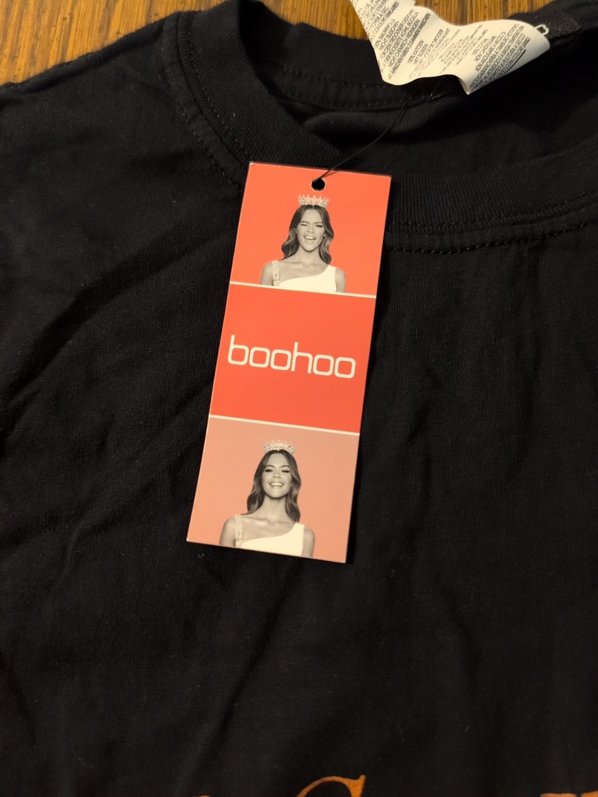 Kanye West Boohoo Ye Saint West Paris T-shirt **BRAND NEW WITH TAGS *** Large