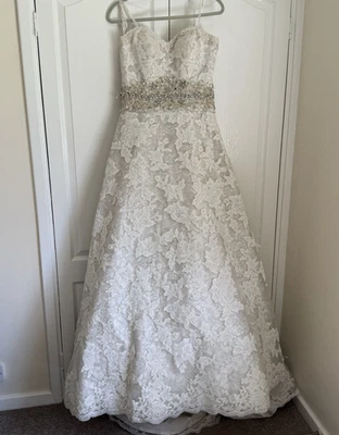 Justin Alexander Signature. A-Line Wedding Dress Sweetheart Ivory Lace, 12 - Image 1 of 4