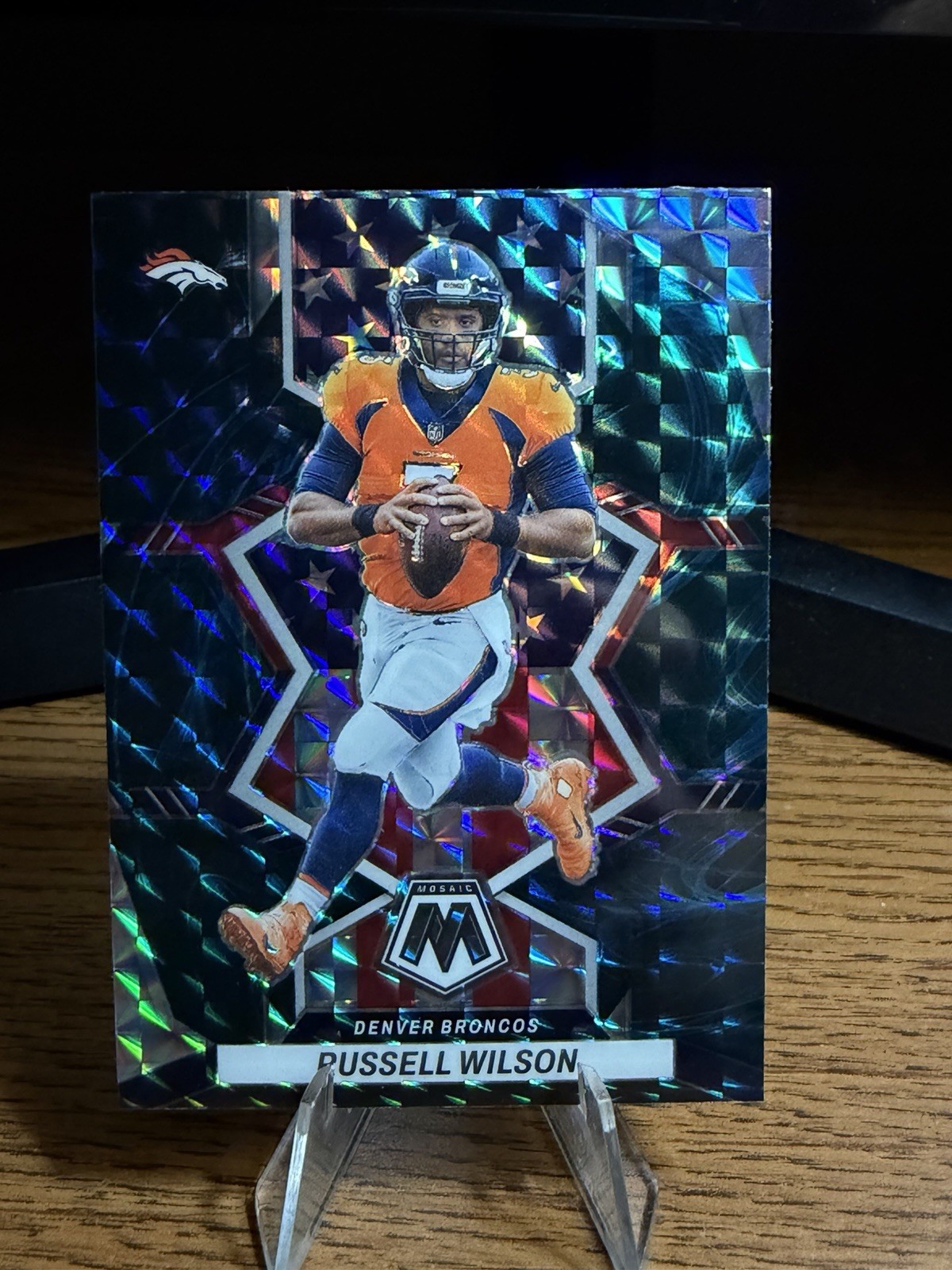 2022 Panini Mosaic - National Pride Russell Wilson #257 Genesis Mosaic Prizm