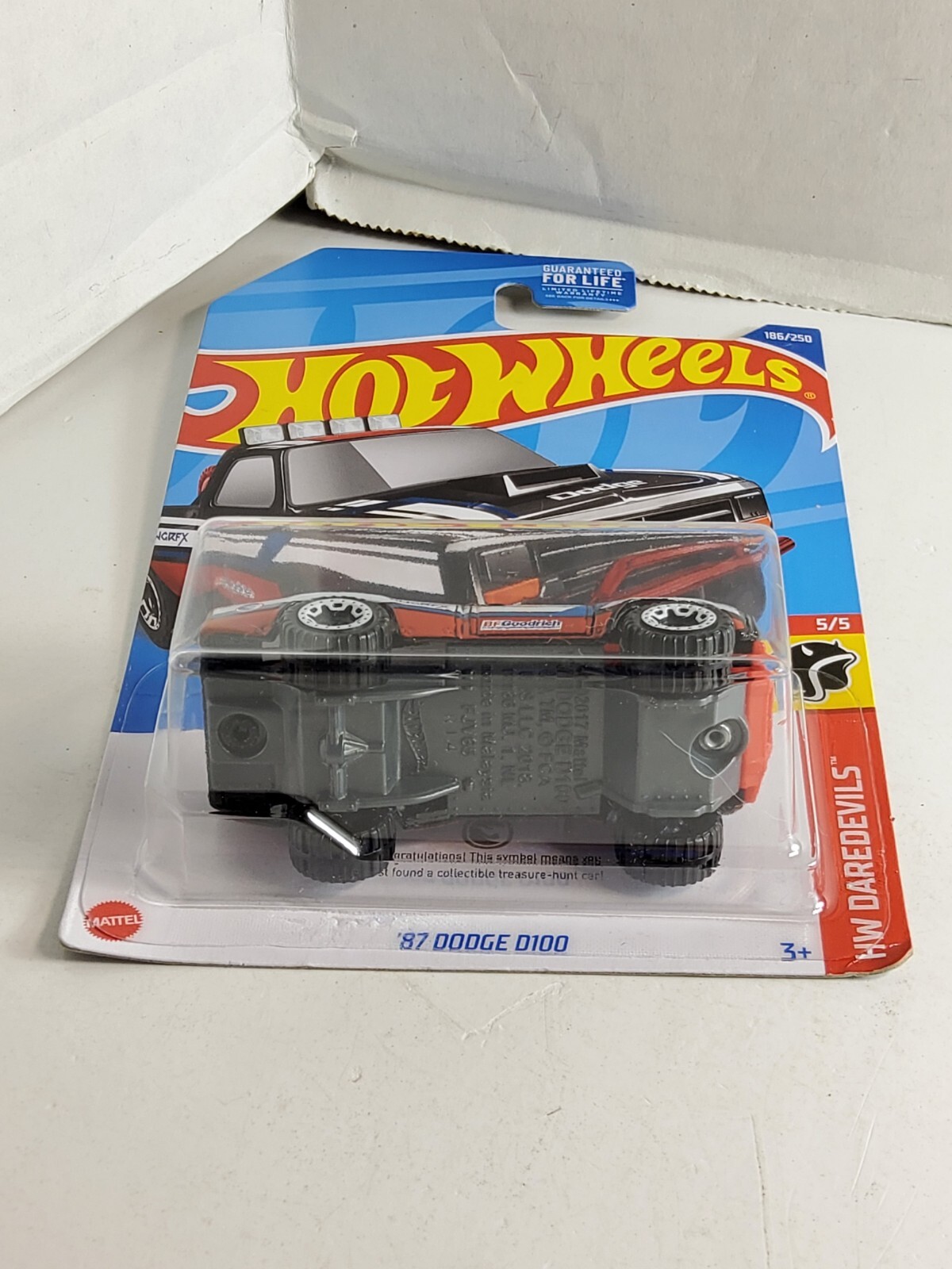 Picture 3 of 12