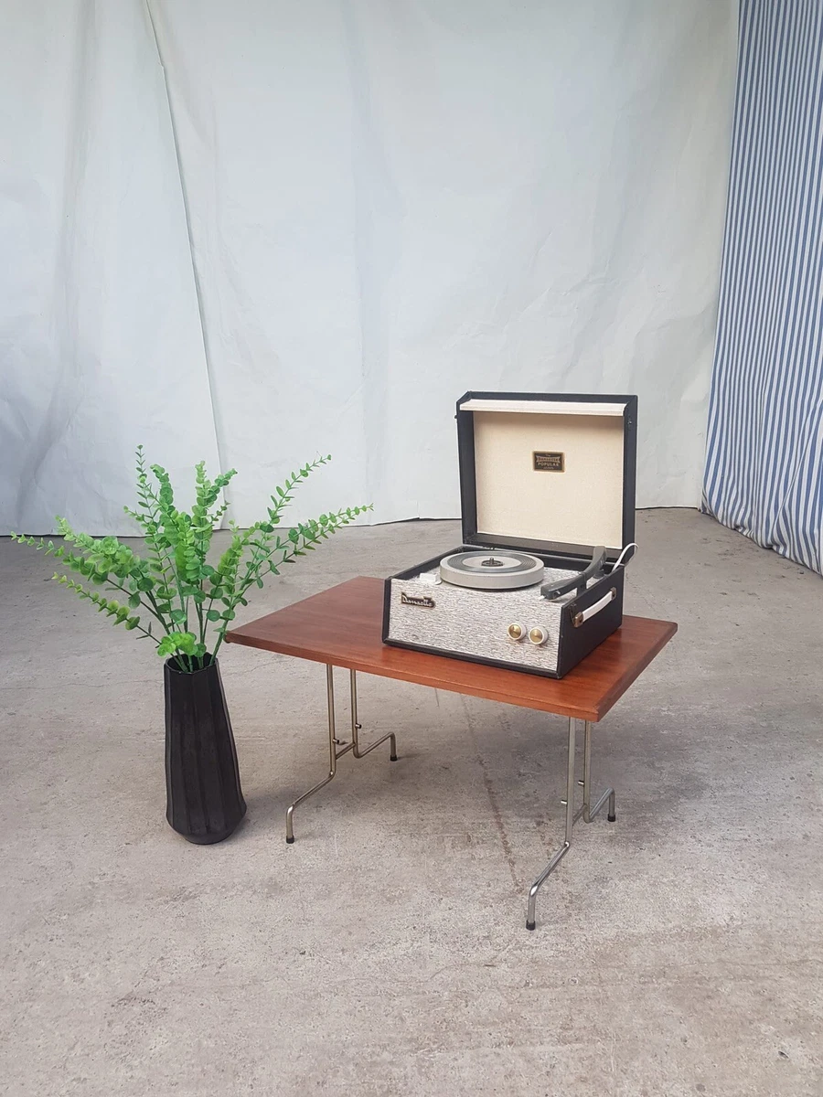 Vtg Mid Century 70s Small Side Coffee Media Record Player Table