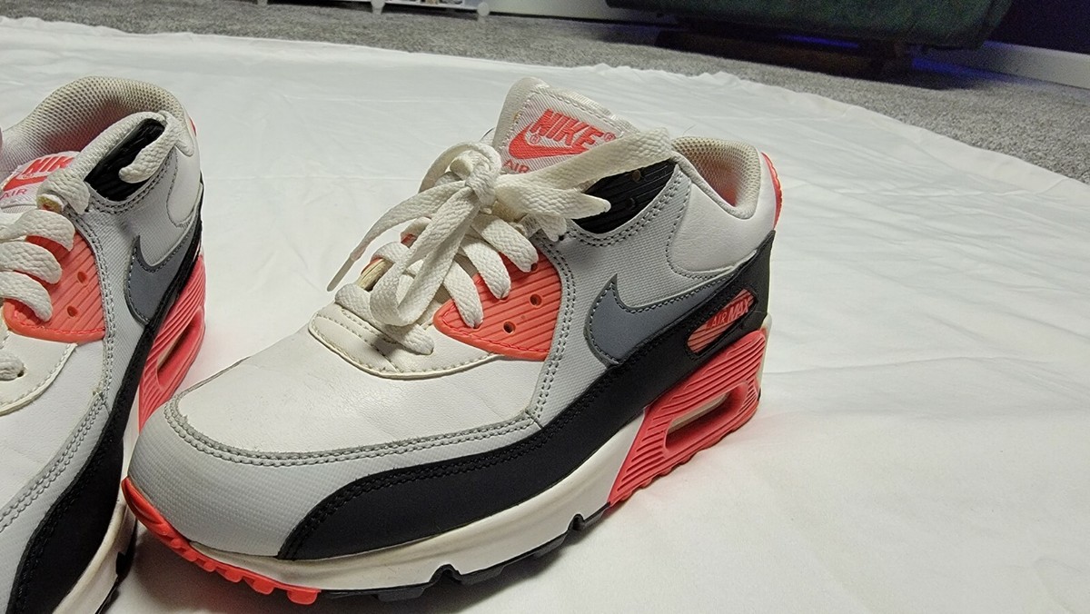 Size 6.5 (GS) - Nike Air Max 90 Low Infrared - 307793-137