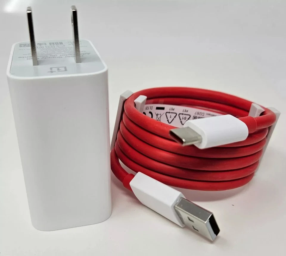 Original OnePlus 2A Fast Charger & USB-C Data Cable for for 7/7T/6/5/Nord - Image 3 of 4