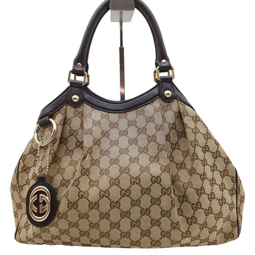 The bell size medium brand Gucci Gucci Medium GG Canvas Bella Shoulder Bag main image 2