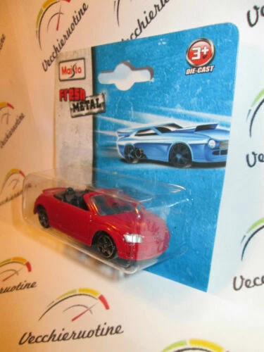 Modellini statici di auto, furgoni e camion Maisto Scala 1:64