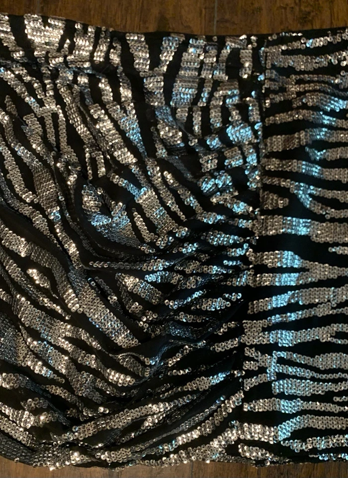 Falda Bar III Juniors XXL Negra Plata Cebra Rayas Forrada Lentejuelas Mini Macys Foto 3 de 4