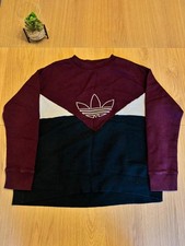 Adidas Originals CLRDO sweatshirt with a trefoil logo in a burgundy