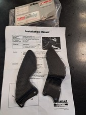 PARATACCO IN CARBONIO PEDANA YAMAHA R1 2004 2005 5VY  ORIGINALE NUOVO