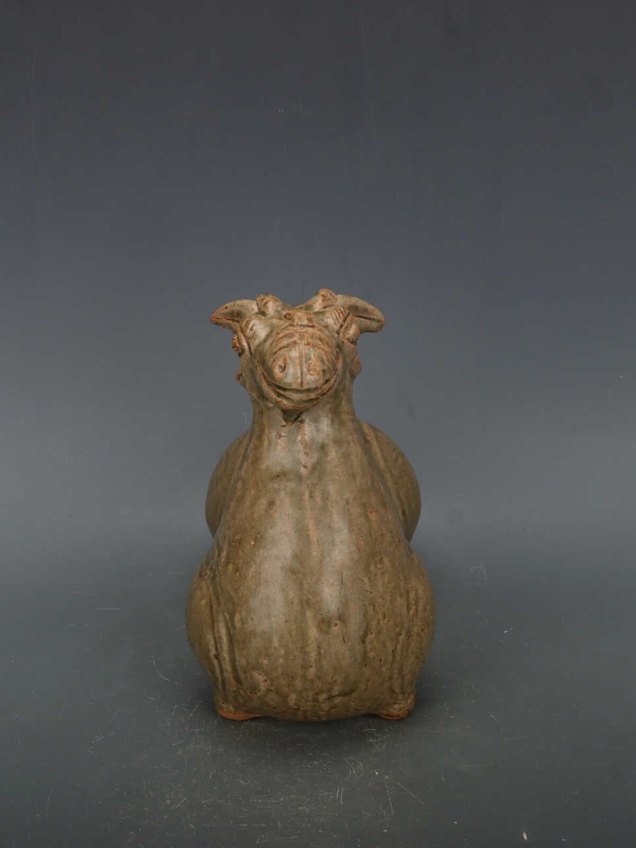 China Western Jin Dynasty Yue Kiln Porcelain Green Glaze Animal