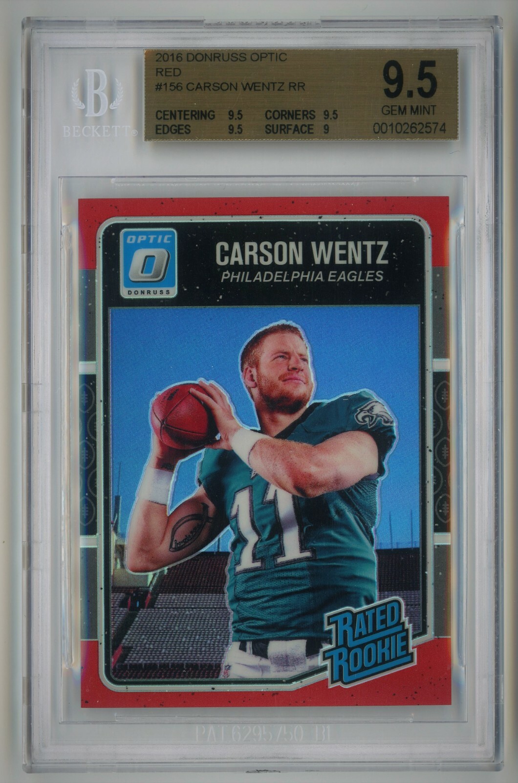 2016 Donruss Optic Red /99 Carson Wentz BGS 9.5