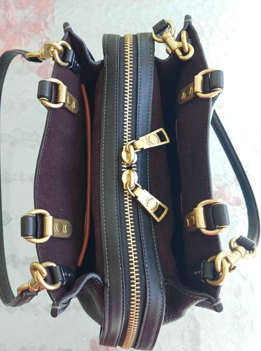 【ウワン】コーチ3点セット Coach 1941 Rogue 25 C3877 Black Leather Satchel Triple Compartment