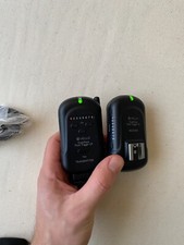Vello FreeWave LR Wireless Flash Trigger and ...