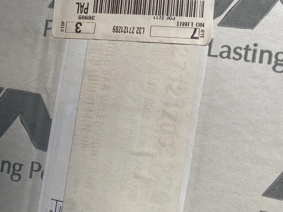 Barra Bull Lund 27121209 com luz e fiação compatível com 07-22 Sequoia Tundra .. 47121209 - Imagem 4 de 4