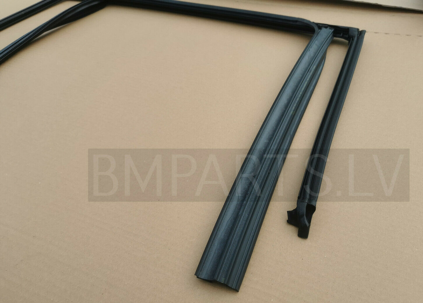 NEW GENUINE BMW 3 SERIES F31 LCI DOOR WINDOW SEAL REAR LEFT  