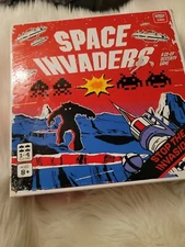 Space Invaders A Co-Op Dexterity Board Game Taito Taitronics Buffalo Games NEW