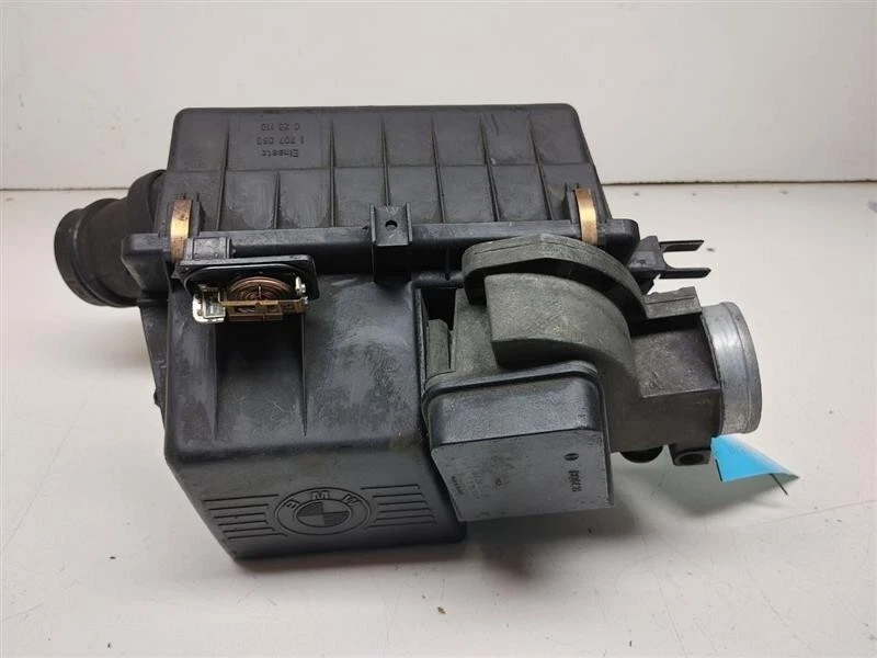 BMW 325i E30 1987 caja de filtro de filtro de aire OEM 0 280 202 Foto 2 de 4